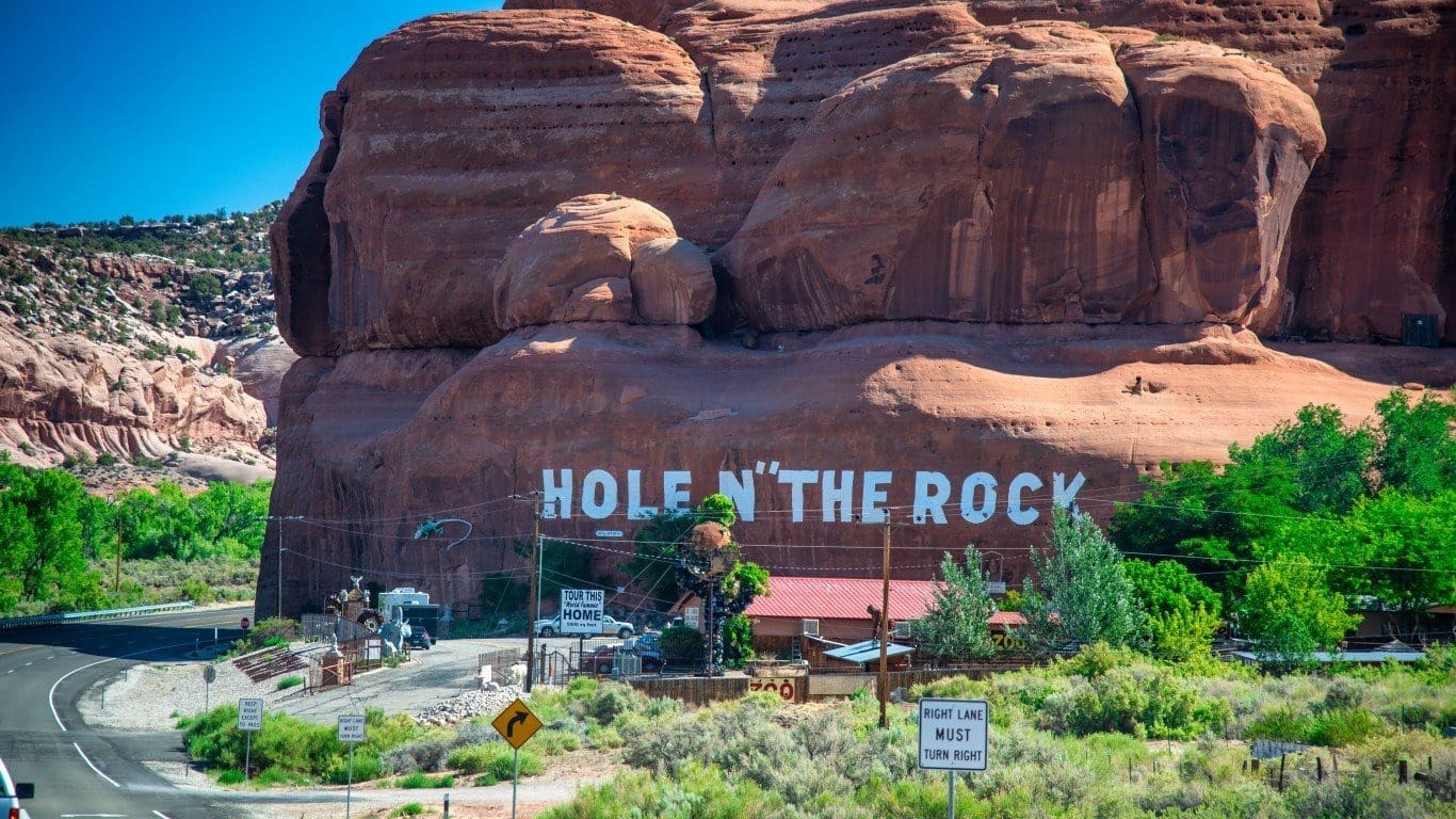 hole n the rock roadside attraction