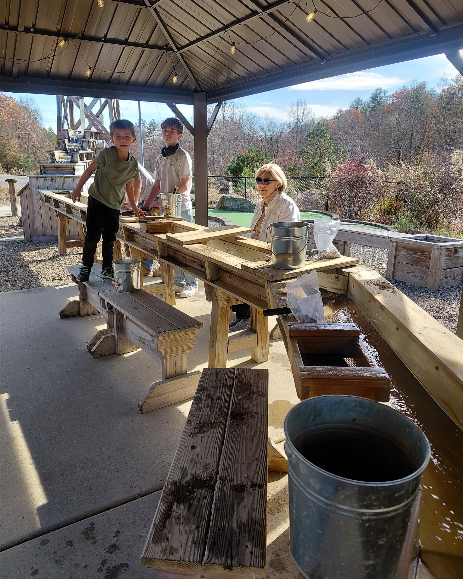 covered gem mining sluice